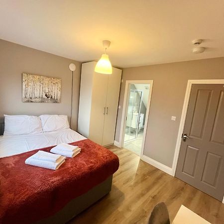 The Winstre Borehamwood Kamer foto
